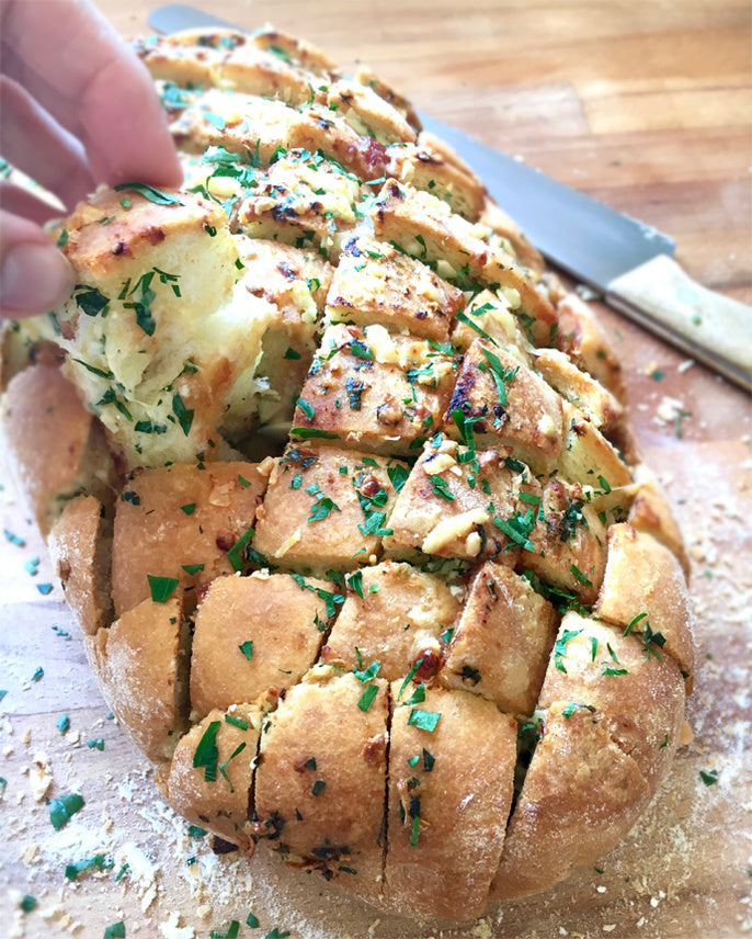 Cheese and Garlic Pull-Apart Bread with Hot Tomato Chutney