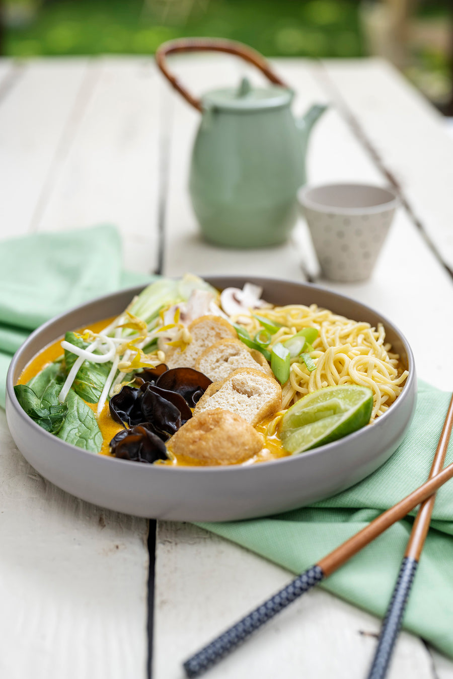 Spicy coconut laksa