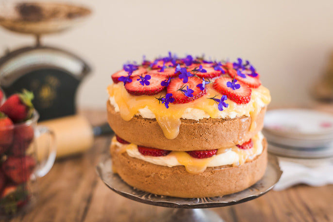 Strawberry Sponge with Lemon & Lime Curd